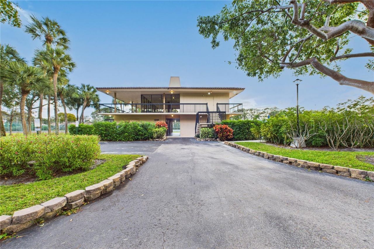 5280 NW 2nd Avenue, Unit 412, Boca Raton, FL 33487 Photo