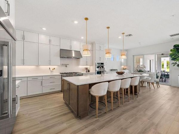 20037 SE Bridgewater Drive, Jupiter, FL 33458