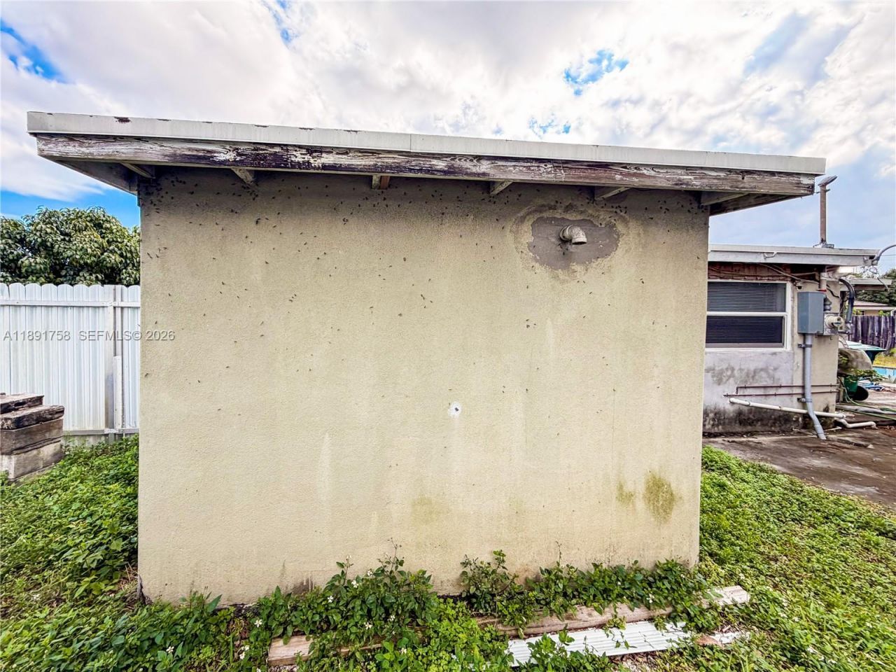 3201 NW 83rd St, Miami, FL 33147 Photo