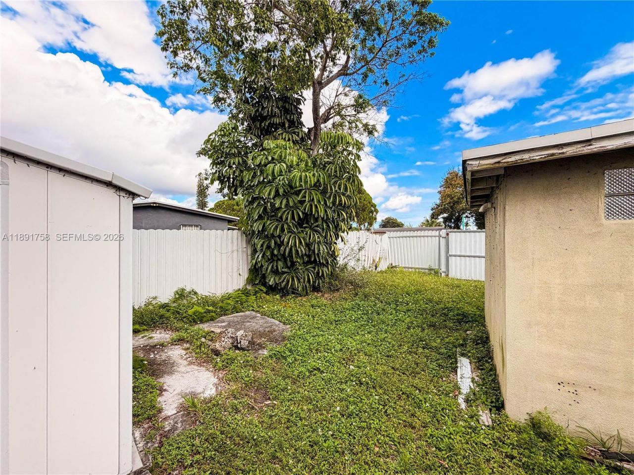 3201 NW 83rd St, Miami, FL 33147 Photo