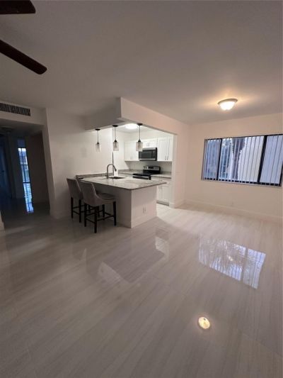 720 Meadows Cir, Unit 720, Boynton Beach, FL 33436 Photo