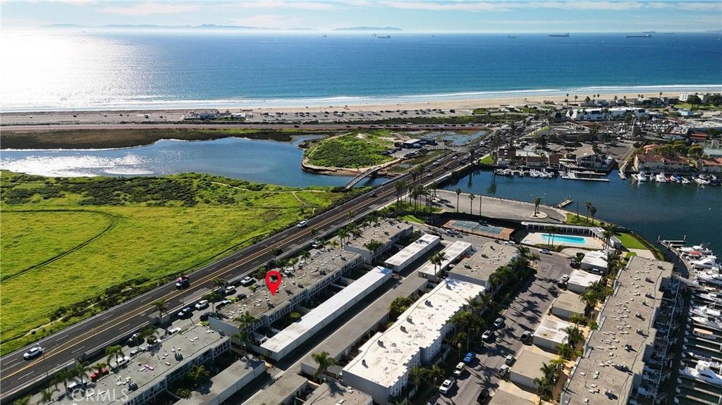 4001 Warner, Huntington Beach, CA 92649 Main Photo