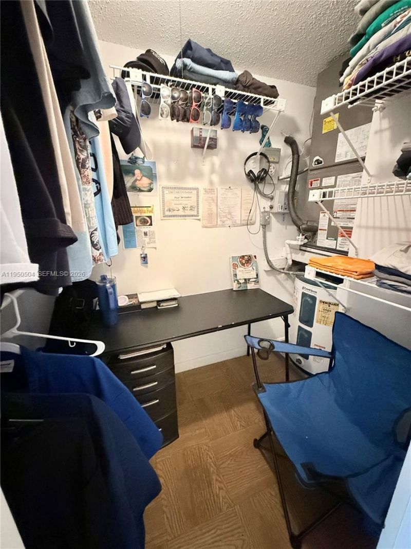 18 Colonial Club Dr, Unit 202, Boynton Beach, FL 33435 Photo