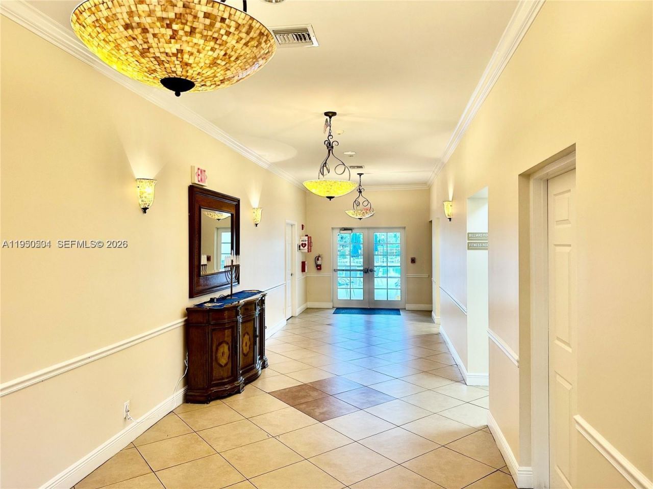 18 Colonial Club Dr, Unit 202, Boynton Beach, FL 33435 Photo