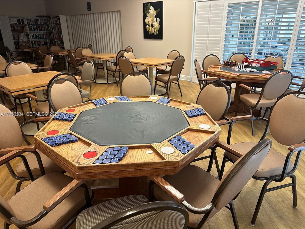 18 Colonial Club Dr, Unit 202, Boynton Beach, FL 33435 Photo