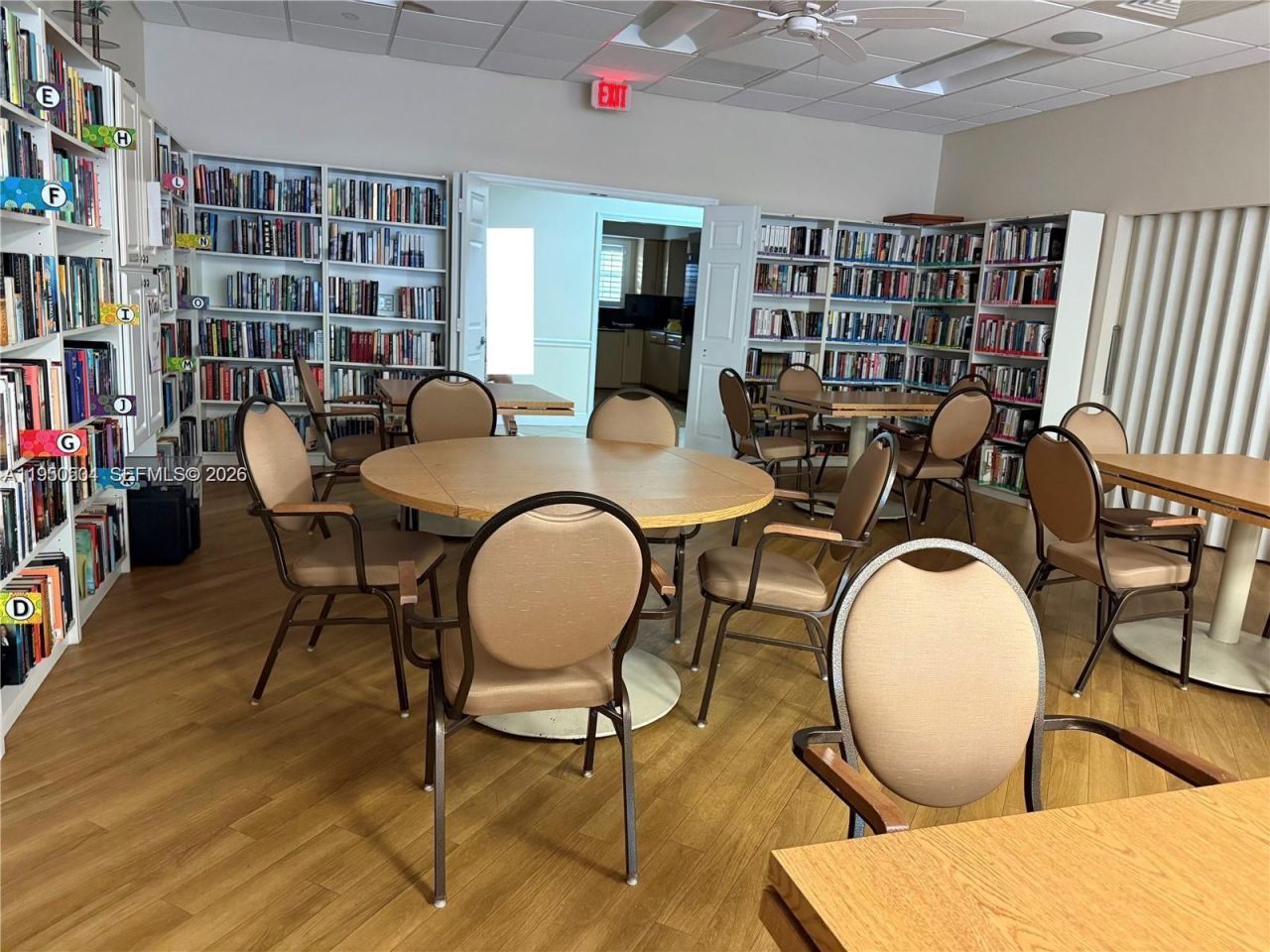 18 Colonial Club Dr, Unit 202, Boynton Beach, FL 33435 Photo