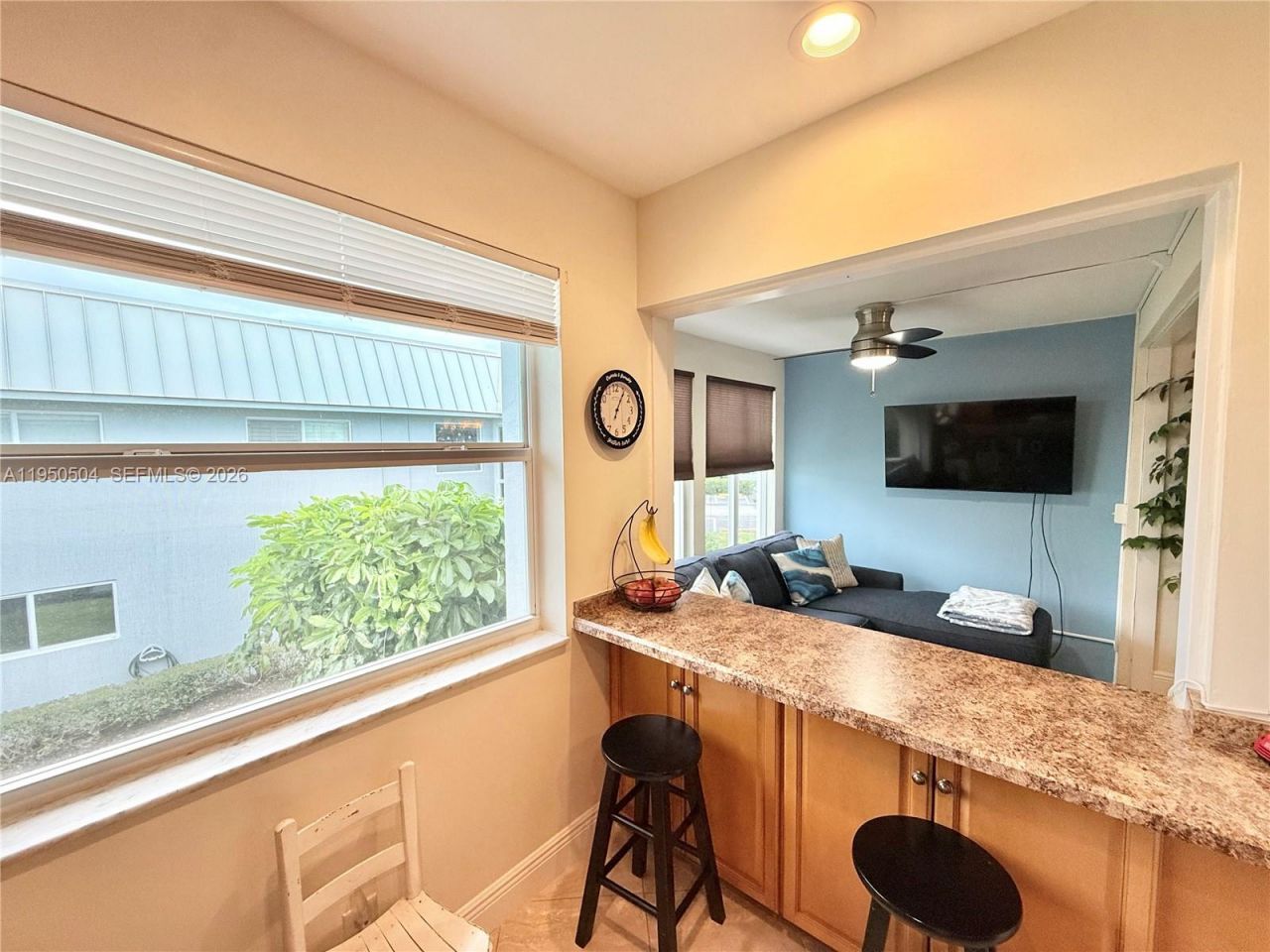 18 Colonial Club Dr, Unit 202, Boynton Beach, FL 33435 Photo