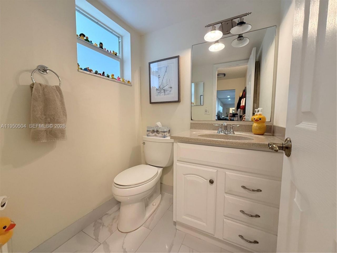 18 Colonial Club Dr, Unit 202, Boynton Beach, FL 33435 Photo