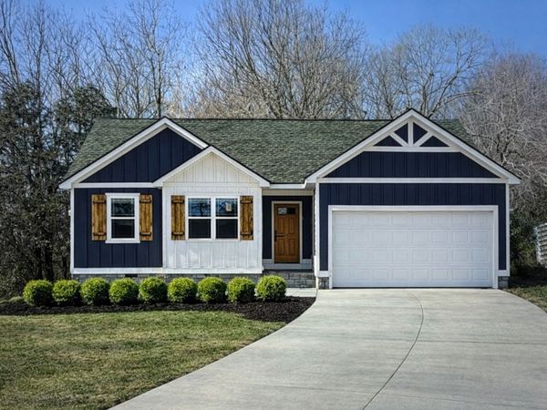 504 Mandalorian Way, Dickson, TN 37055