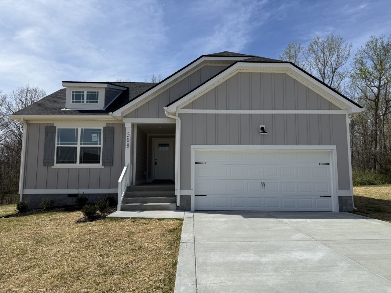 508 Mandalorian Way, Dickson, TN 37055 Main Photo