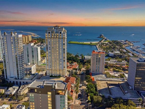 300 BEACH DRIVE NE, Unit 1004, ST PETERSBURG, FL 33701