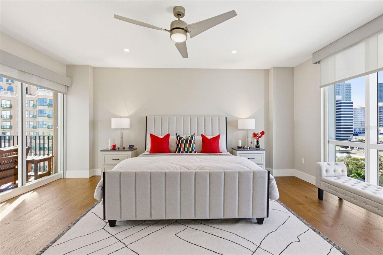 300 Beach Drive Ne, Unit 1004, Saint Petersburg, FL 33701 Photo