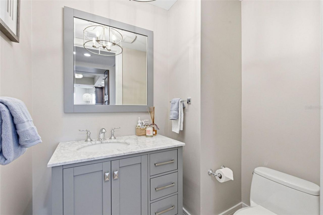 300 Beach Drive Ne, Unit 1004, Saint Petersburg, FL 33701 Photo