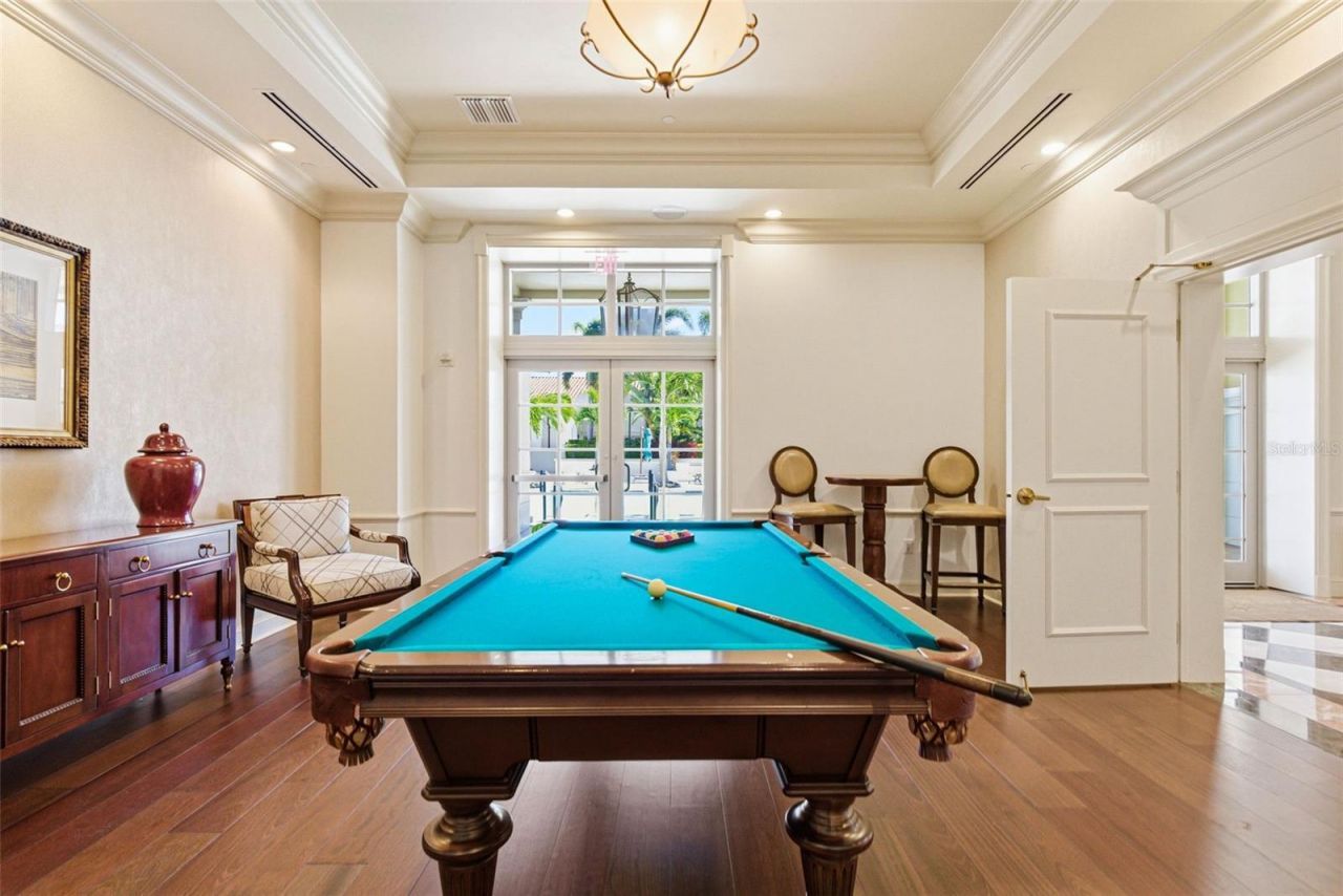 300 Beach Drive Ne, Unit 1004, Saint Petersburg, FL 33701 Photo