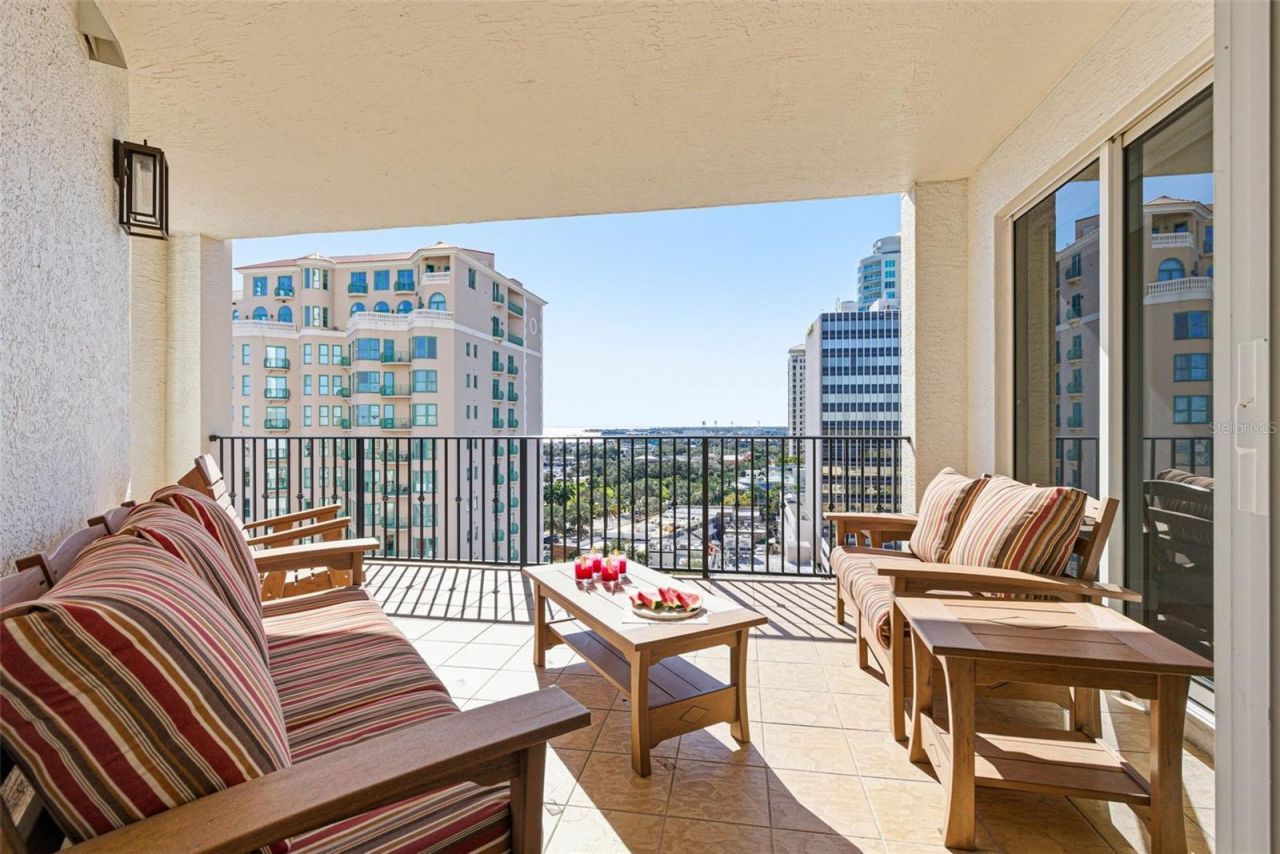 300 Beach Drive Ne, Unit 1004, Saint Petersburg, FL 33701 Photo