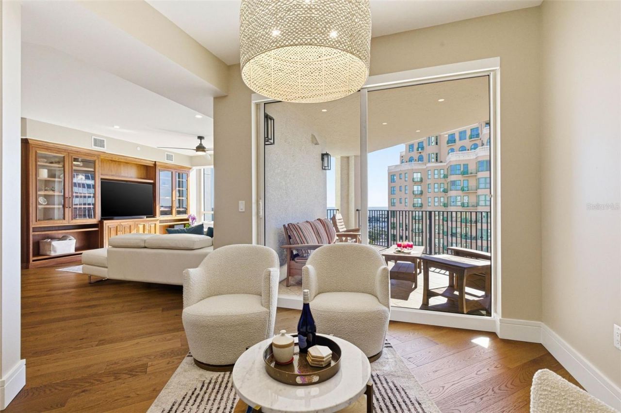 300 Beach Drive Ne, Unit 1004, Saint Petersburg, FL 33701 Photo