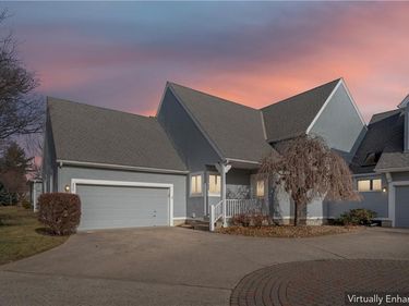 336 SW Raintree Drive, Lee's Summit, MO 64082