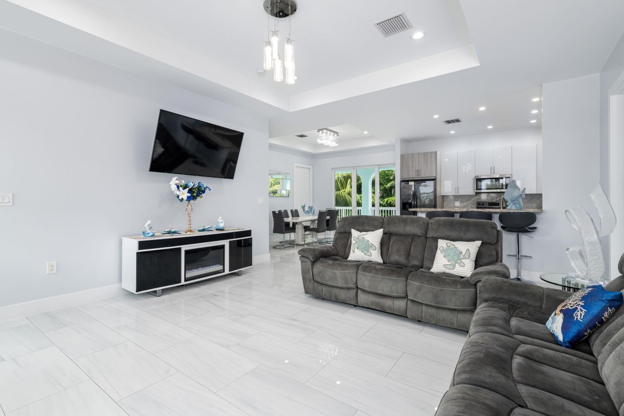 426 Calle Limon, Marathon, FL 33050 Photo