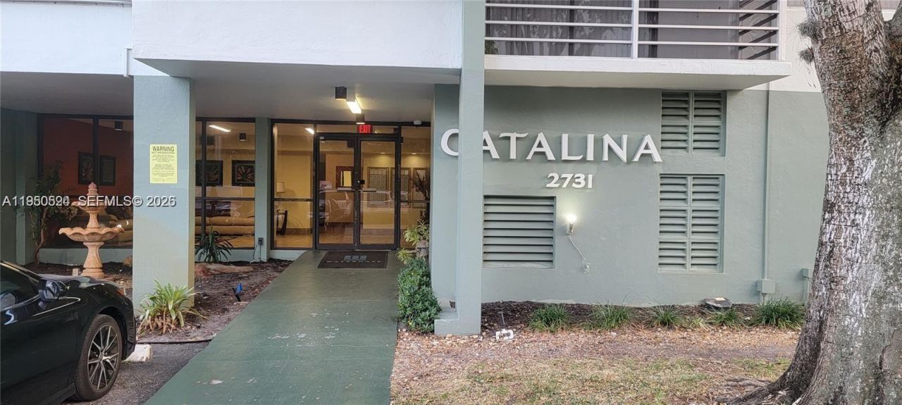 2731 Taft St, Unit 106, Hollywood, FL 33020 Photo