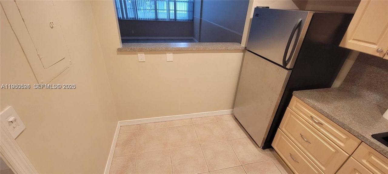 2731 Taft St, Unit 106, Hollywood, FL 33020 Photo