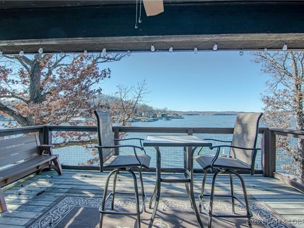 255 Lone Oak Point , Unit 27, Sunrise Beach, MO 65079