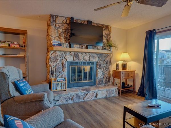 5499 Three Seasons Road, Unit F1, Osage Beach, MO 65065