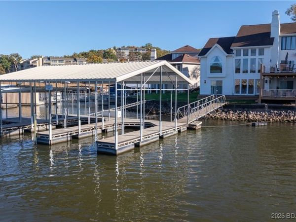 2268 Breezy Acres Road, Osage Beach, MO 65065