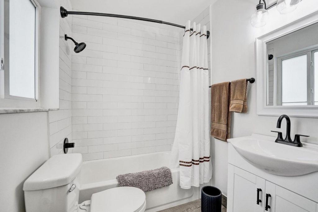 2030 NE 62nd Street, Fort Lauderdale, FL 33308 Photo