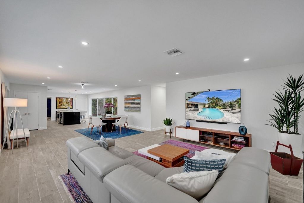 2030 NE 62nd Street, Fort Lauderdale, FL 33308 Photo