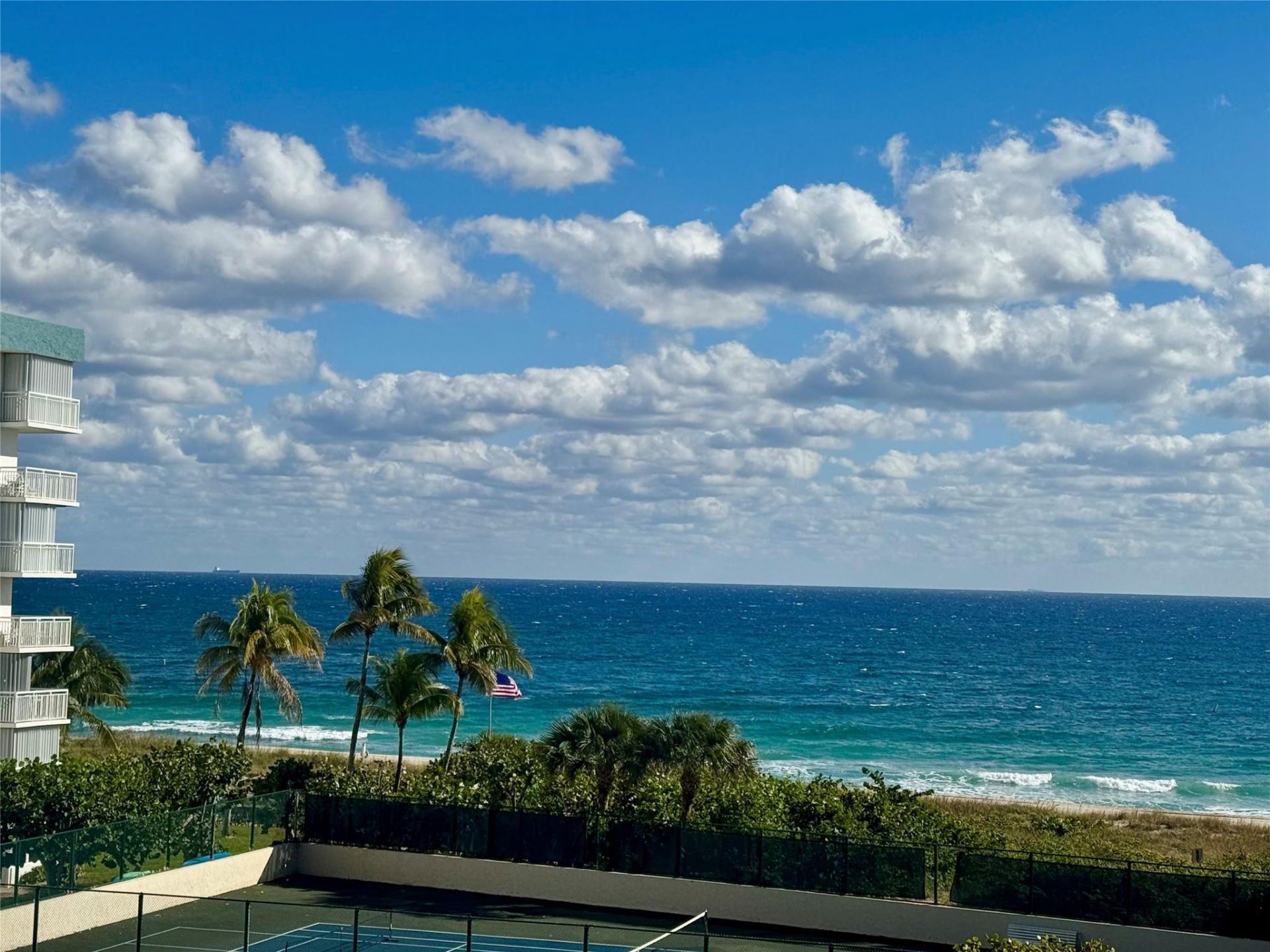 1800 S Ocean Boulevard, Unit 410, Lauderdale by the Sea, FL 33062 Photo