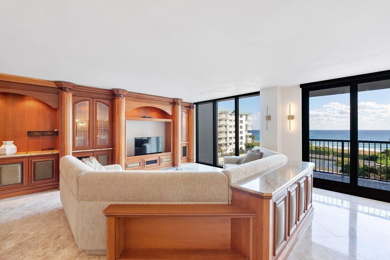 1800 S Ocean Boulevard, Unit 410, Lauderdale by the Sea, FL 33062 Photo