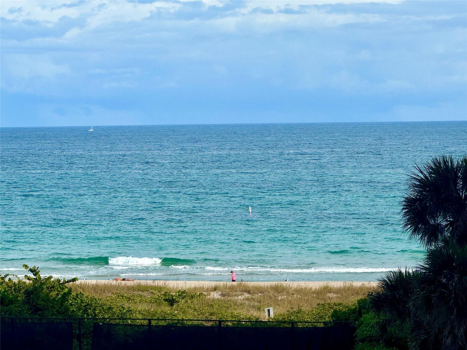 1800 S Ocean Boulevard, Unit 410, Lauderdale by the Sea, FL 33062 Photo