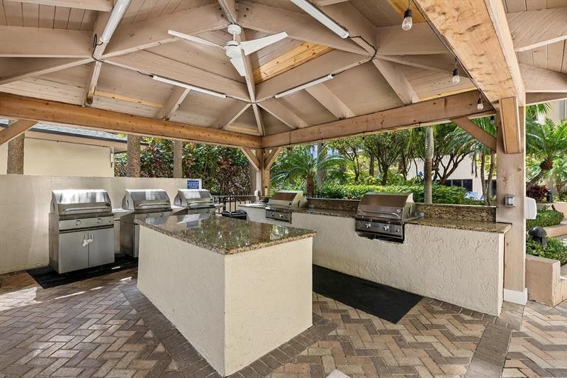 1800 S Ocean Boulevard, Unit 410, Lauderdale by the Sea, FL 33062 Photo