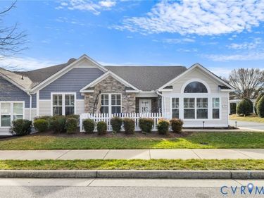 5753 Magnolia Shore Lane, Chester, VA 23831