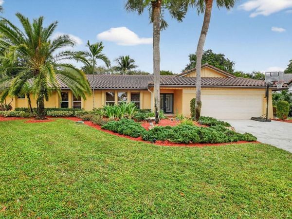 20894 Escudo Drive, Boca Raton, FL 33433
