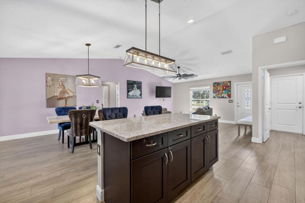 375 SW Alcan Drive, Port Saint Lucie, FL 34953 Photo