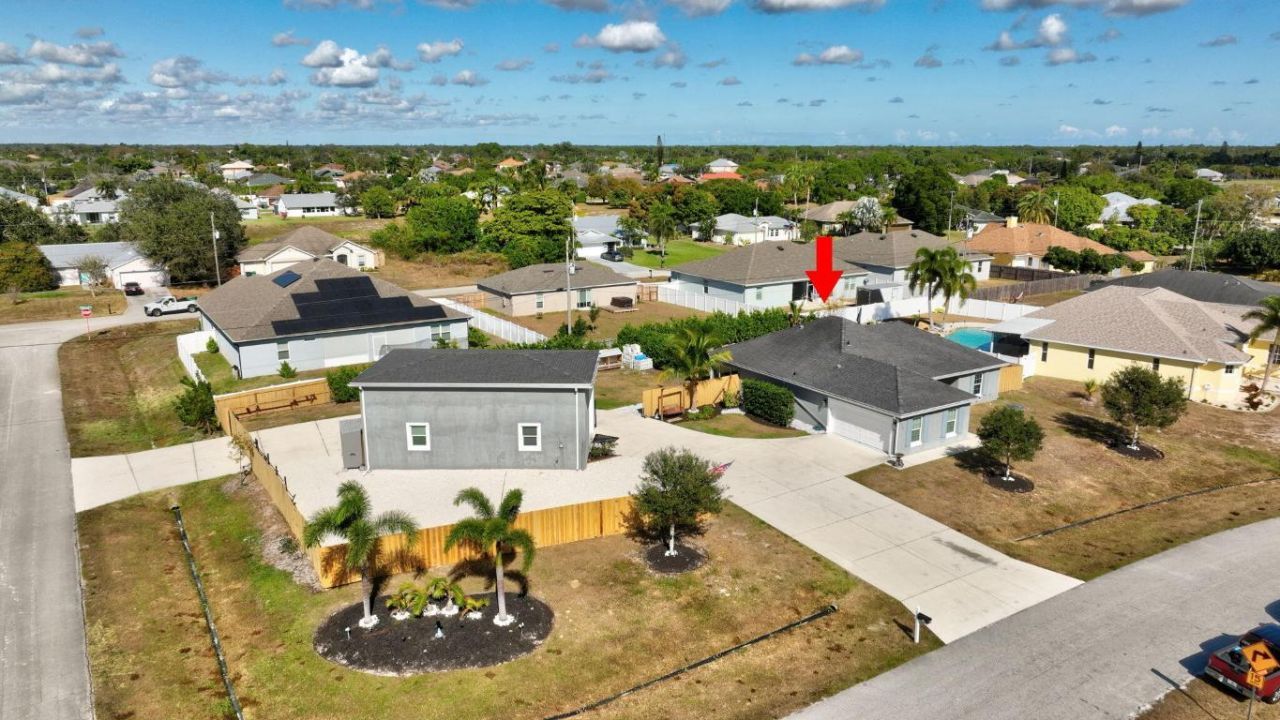 375 SW Alcan Drive, Port Saint Lucie, FL 34953 Photo