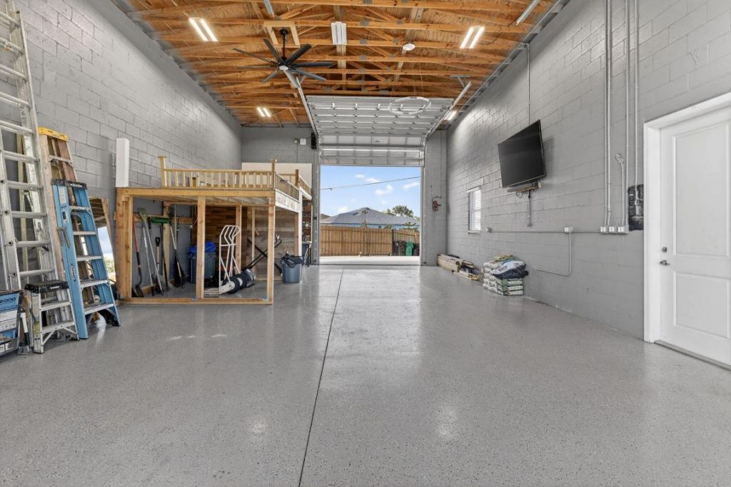 375 SW Alcan Drive, Port Saint Lucie, FL 34953 Photo