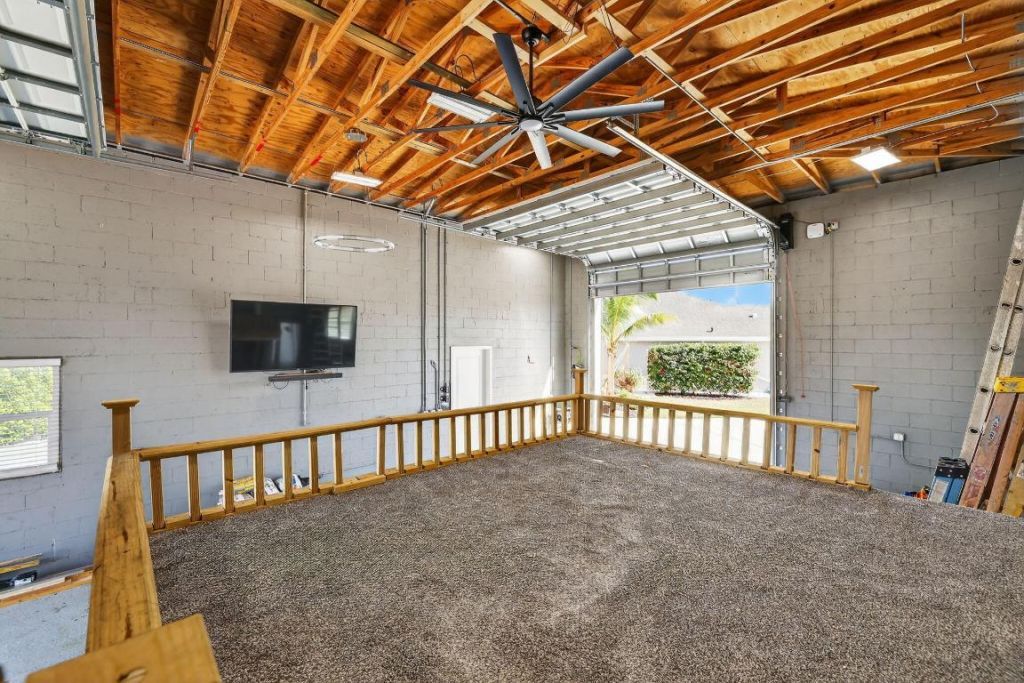 375 SW Alcan Drive, Port Saint Lucie, FL 34953 Photo