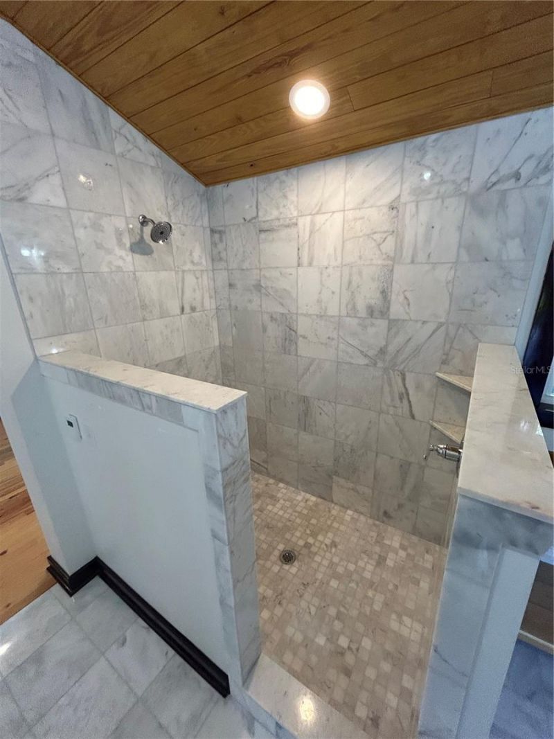 1027 NW 11th Avenue, Gainesville, FL 32601 Photo