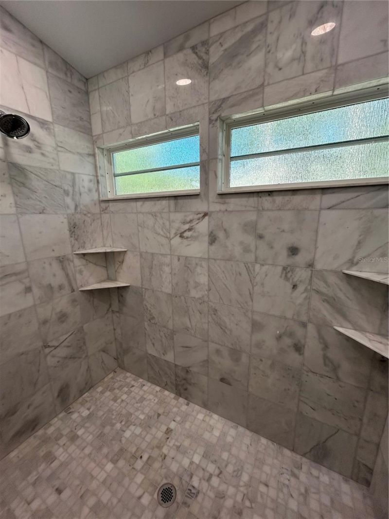 1027 NW 11th Avenue, Gainesville, FL 32601 Photo