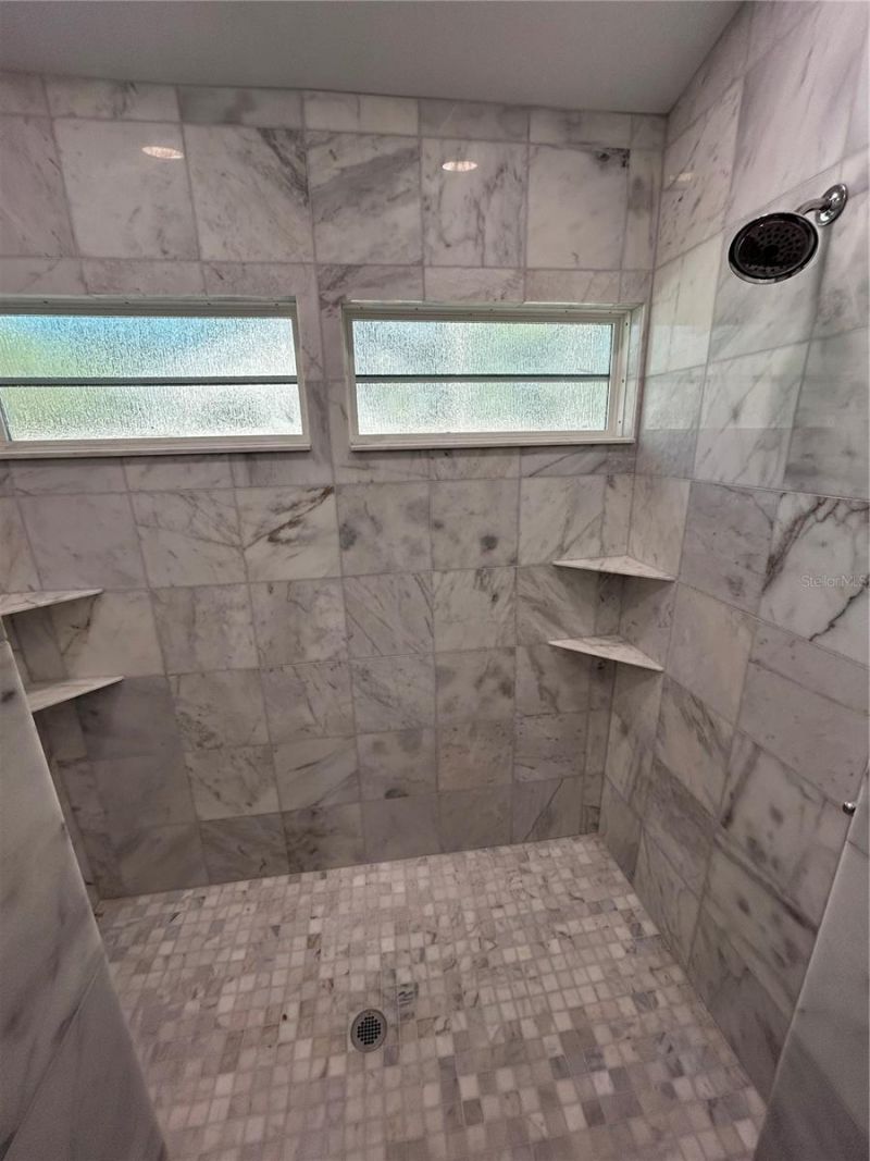 1027 NW 11th Avenue, Gainesville, FL 32601 Photo