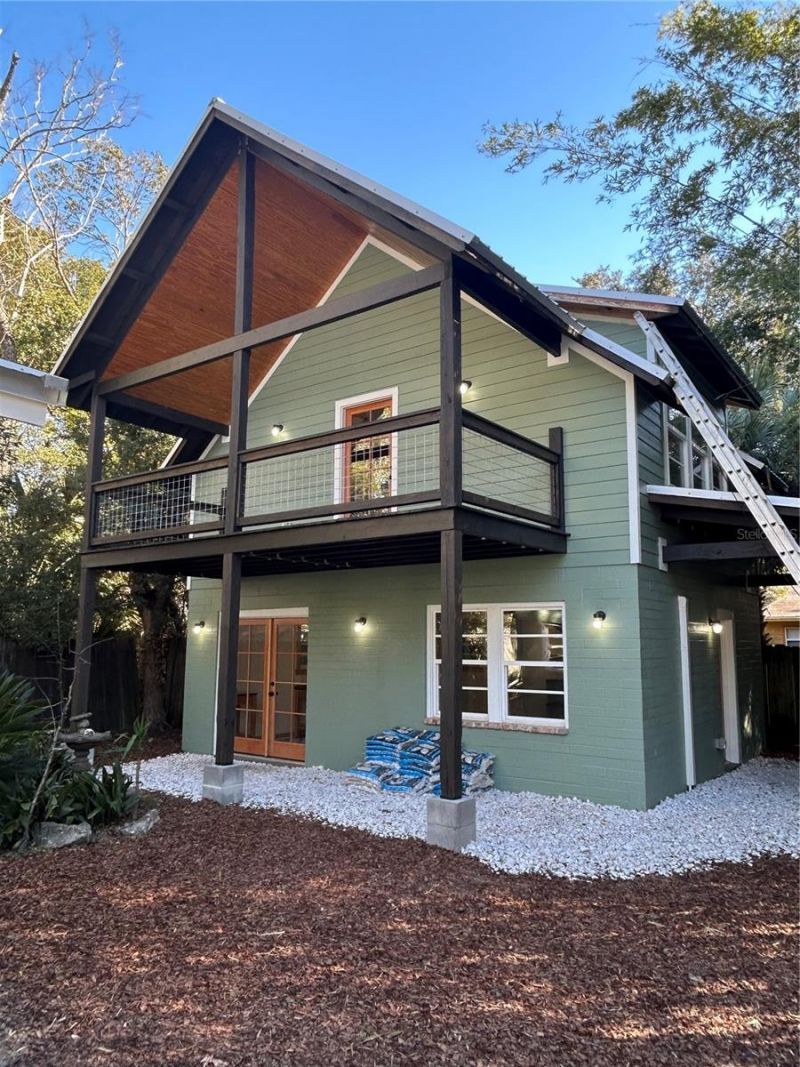 1027 NW 11th Avenue, Gainesville, FL 32601 Photo