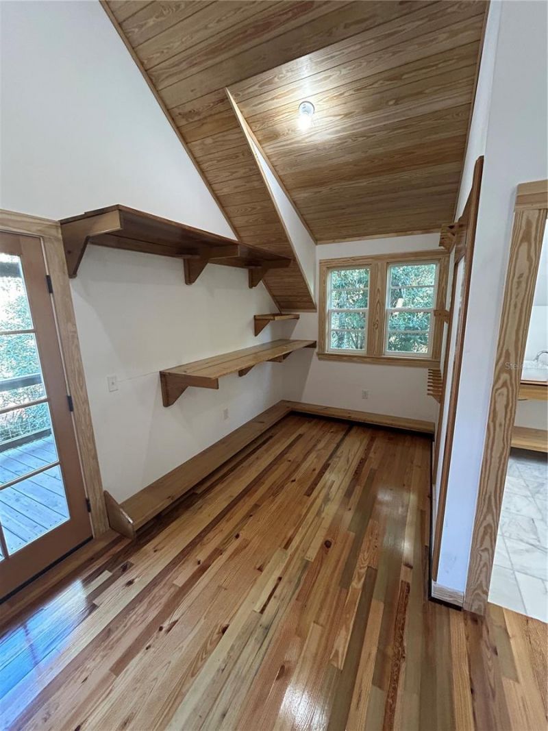 1027 NW 11th Avenue, Gainesville, FL 32601 Photo