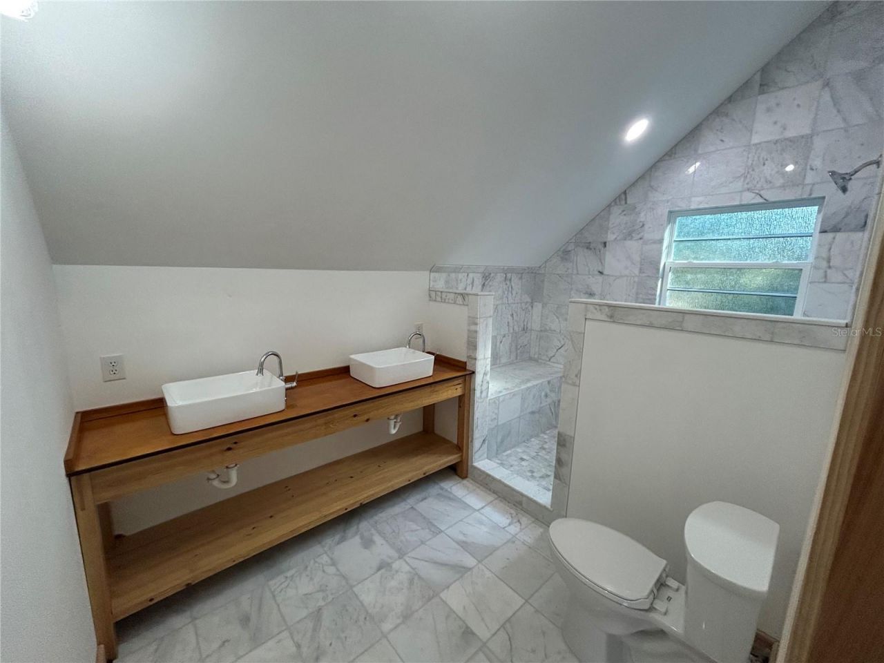 1027 NW 11th Avenue, Gainesville, FL 32601 Photo