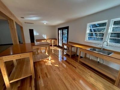 1027 NW 11th Avenue, Gainesville, FL 32601 Photo