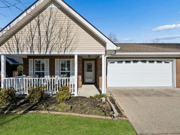 520 Forest Glen Cir, Murfreesboro, TN 37128