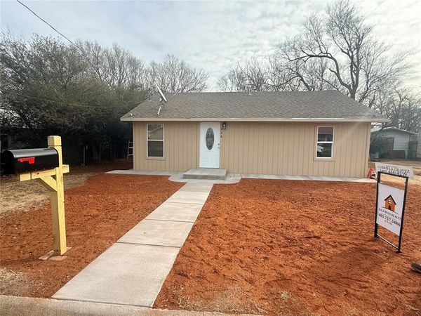 526 S Howard Avenue, Elk City, OK 73644