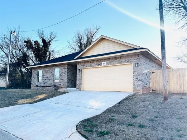 2807 N Lyon Drive, Oklahoma City, OK 73111