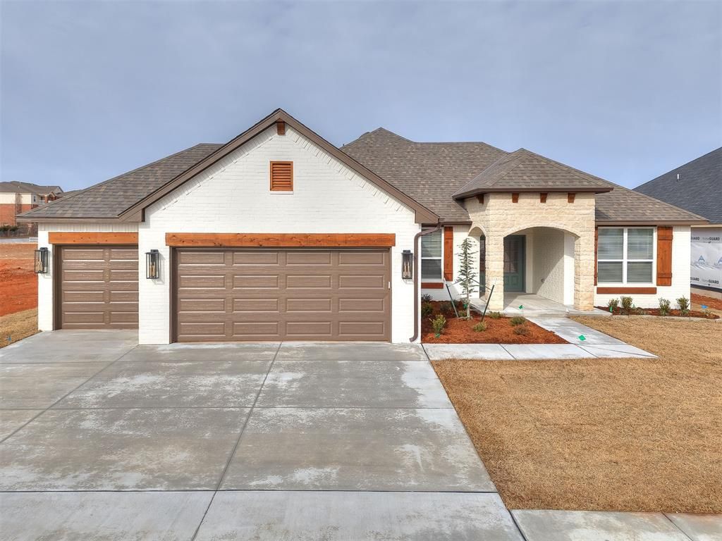 6709 NW 143rd Circle, Oklahoma City, OK 73142 Main Photo